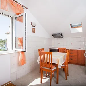  Apartment Ivomar Croatia