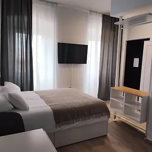  Apartment Agostini - Self Check-in - Gated Parking On Site Croatia